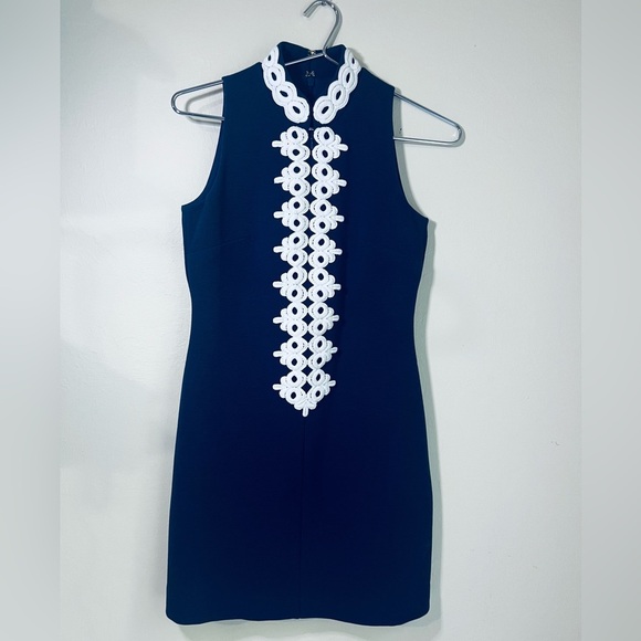 Lilly Pulitzer Dresses & Skirts - Lilly Pulitzer Navy Dress with White Accents